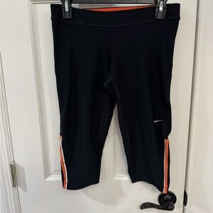 Nike Dri-FIT Capri‎ Leggings - Black/Orange - Size M